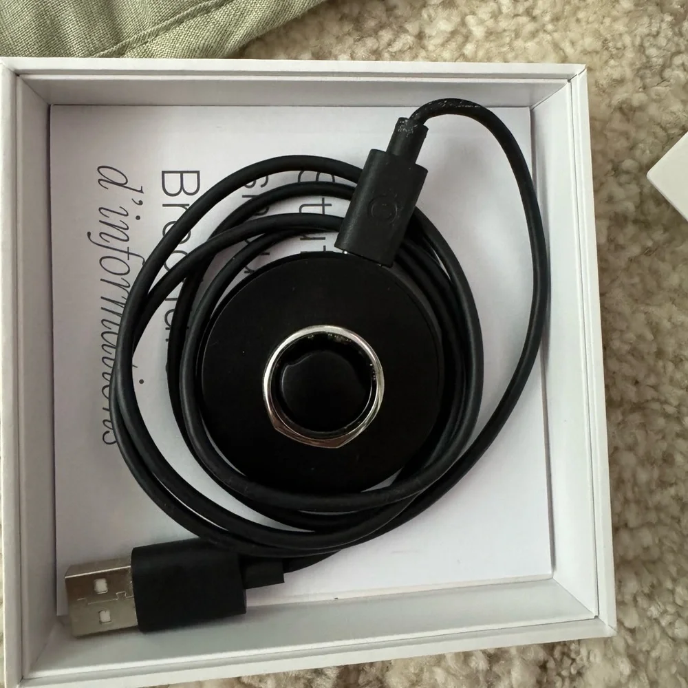 Oura Ring Charger Cable in Black